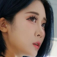 bomistry2022 Nude